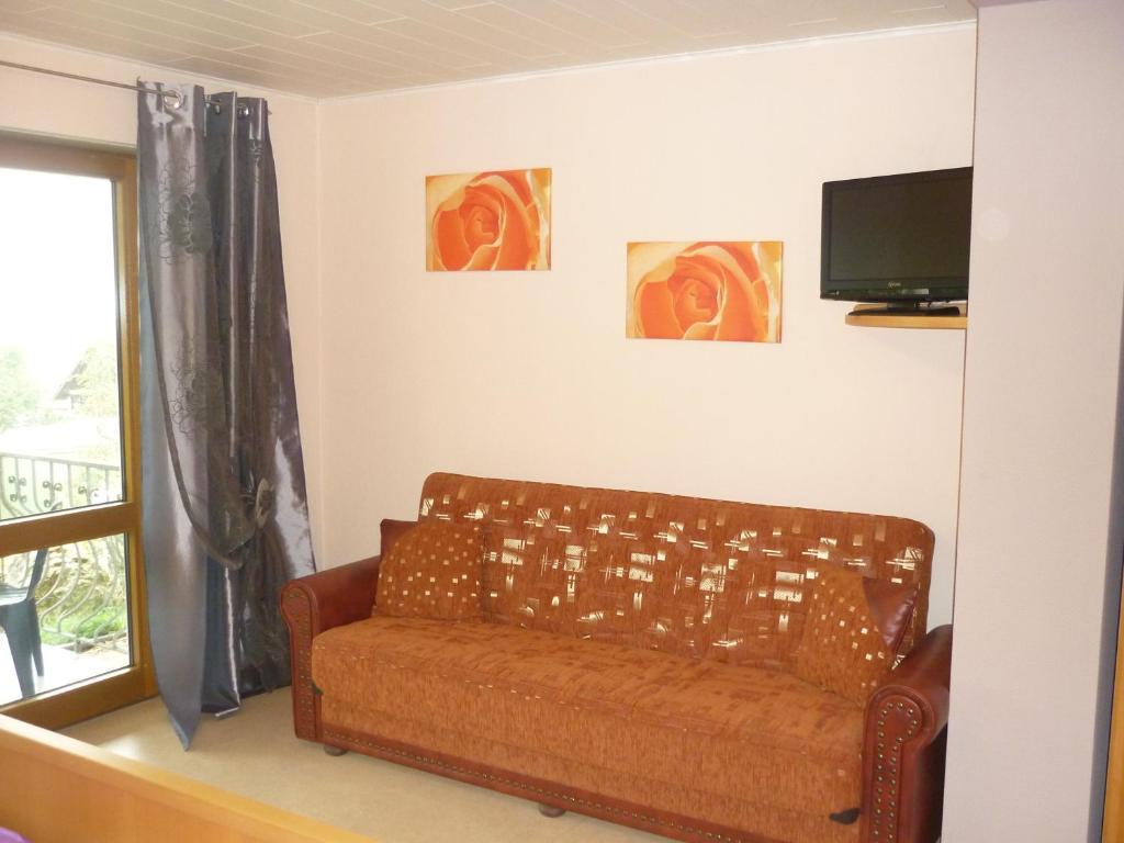 Hotel Restaurant Moselblick Wintrich Room photo
